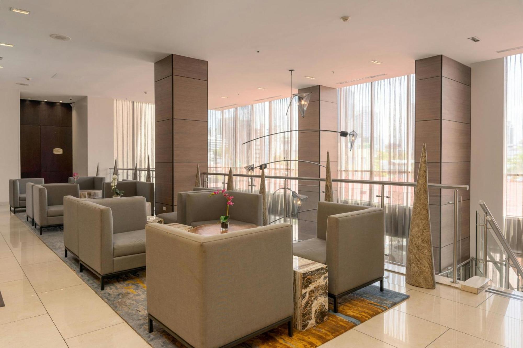 Courtyard By Marriott Panama Multiplaza Mall Exterior photo