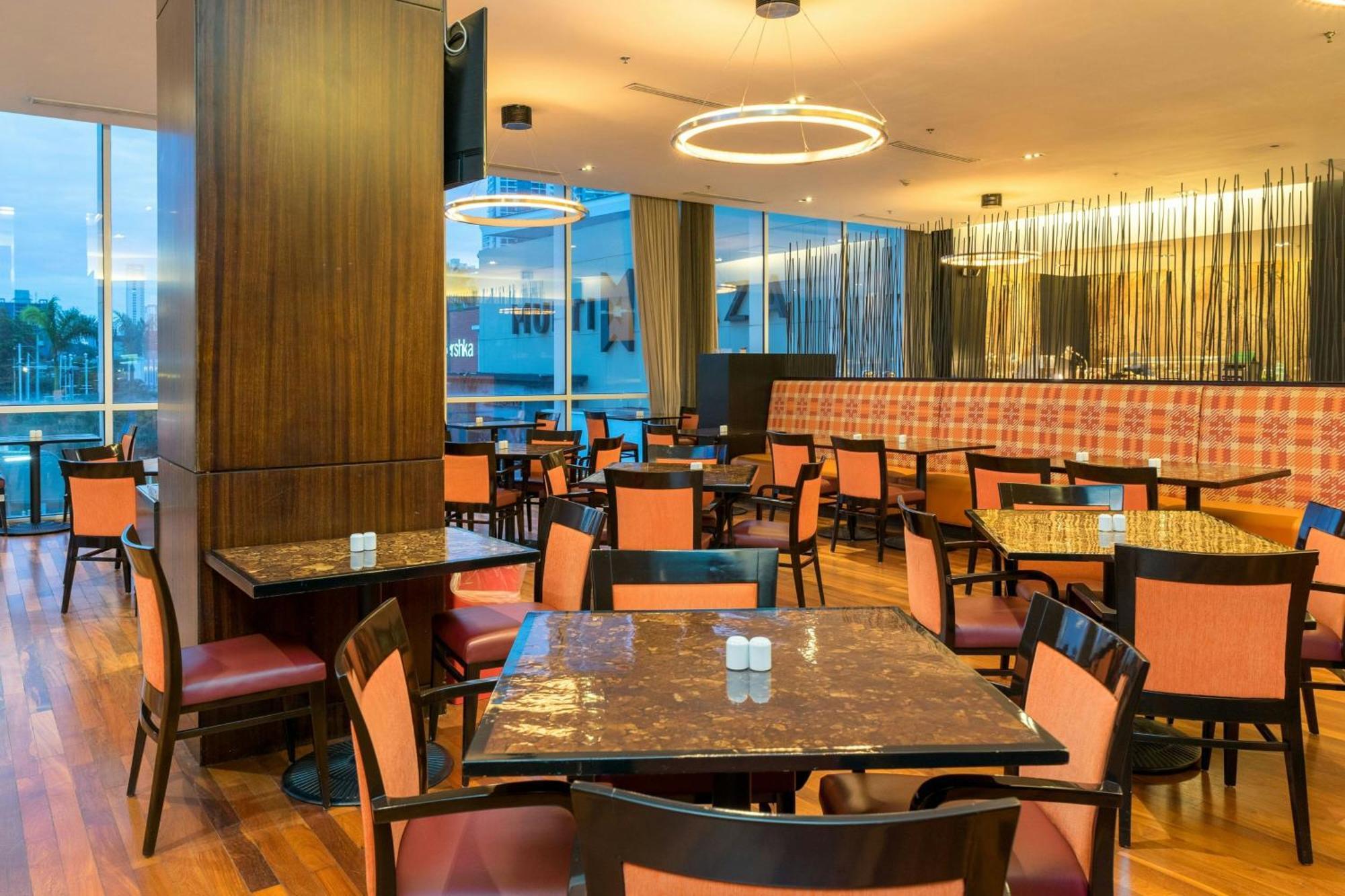 Courtyard By Marriott Panama Multiplaza Mall Exterior photo