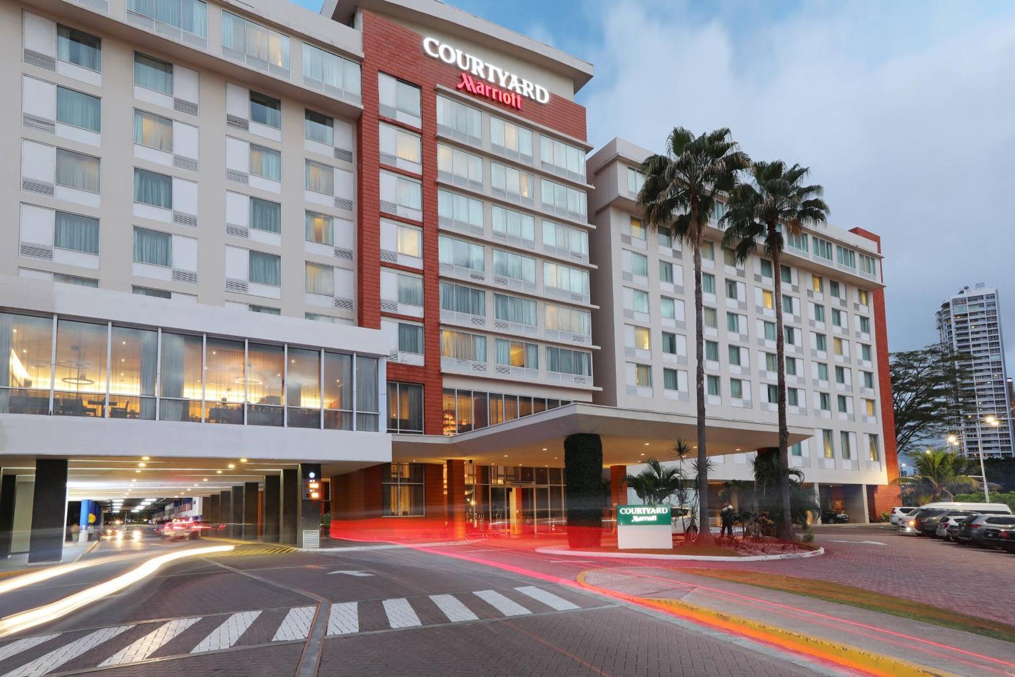 Courtyard By Marriott Panama Multiplaza Mall Exterior photo