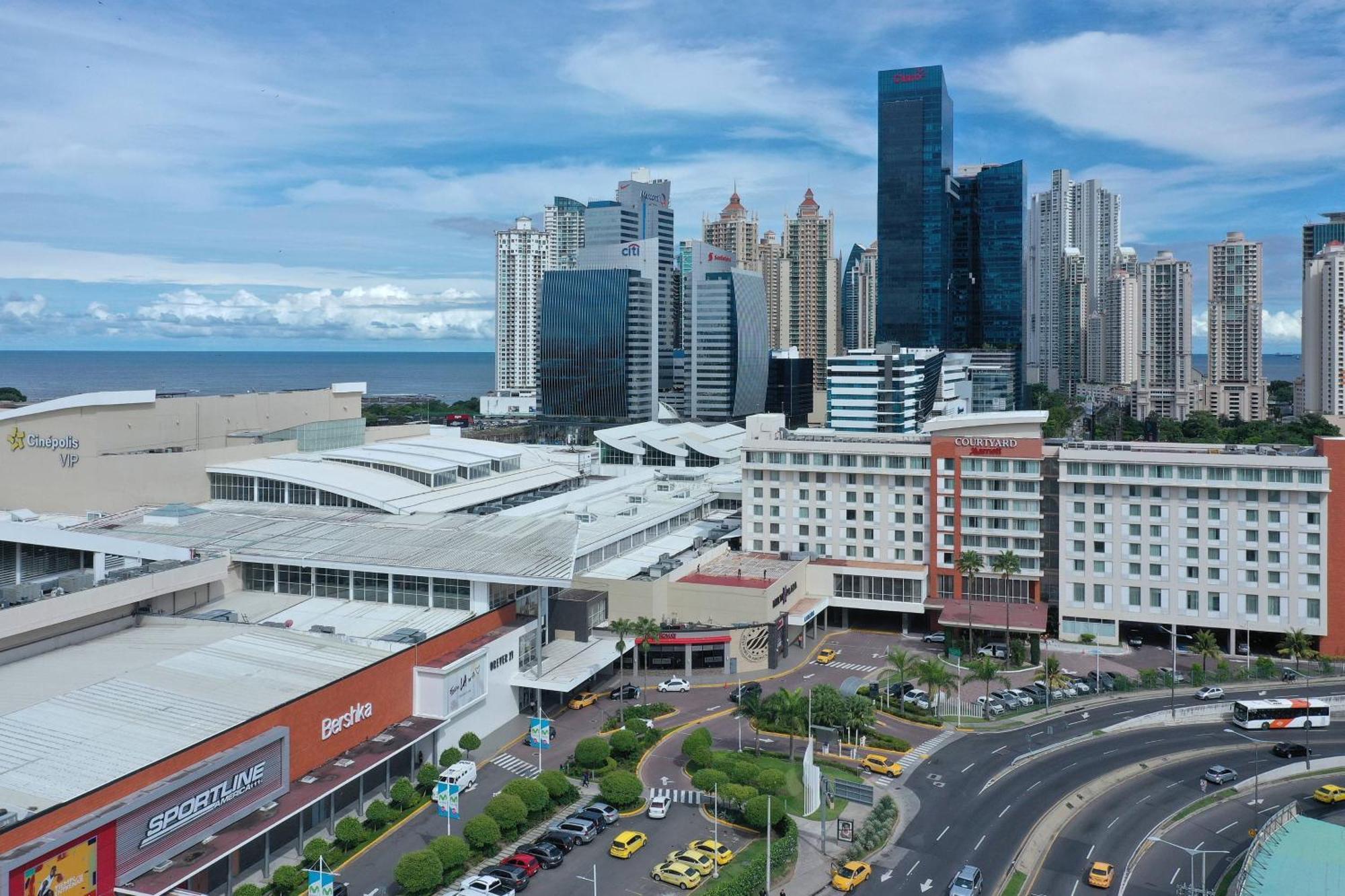 Courtyard By Marriott Panama Multiplaza Mall Exterior photo