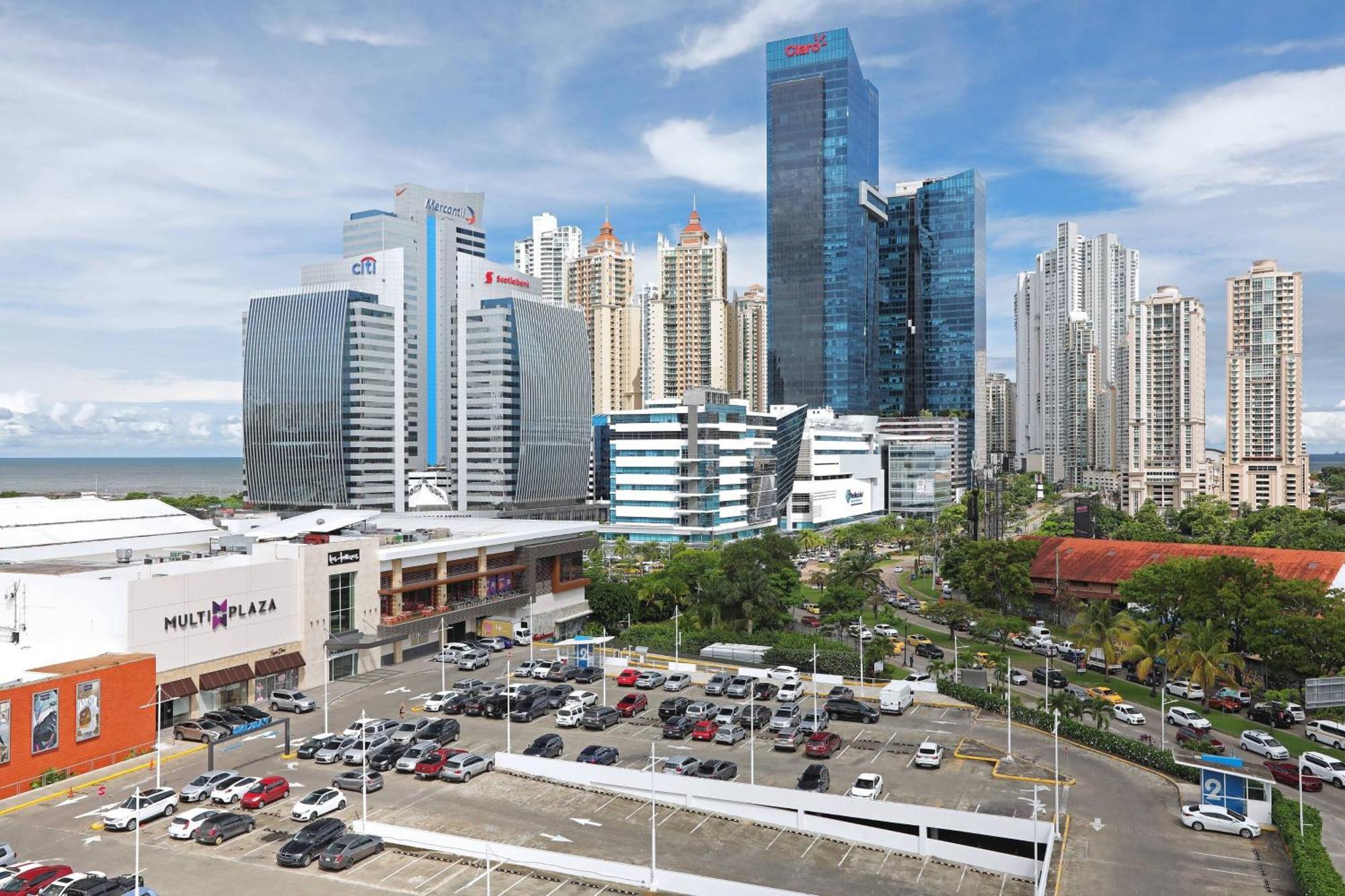 Courtyard By Marriott Panama Multiplaza Mall Exterior photo
